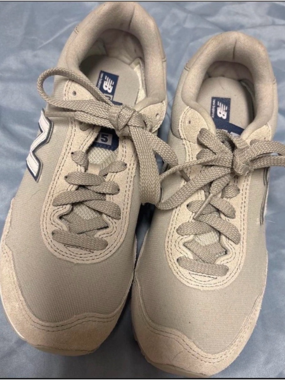 New Balance women’s Light Beige Canvas Sneaker